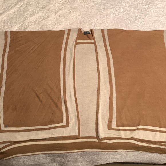 Lauren Ralph Lauren Jetsetter Cape Camel/Ivory One Size Wrap - Picture 4 of 7